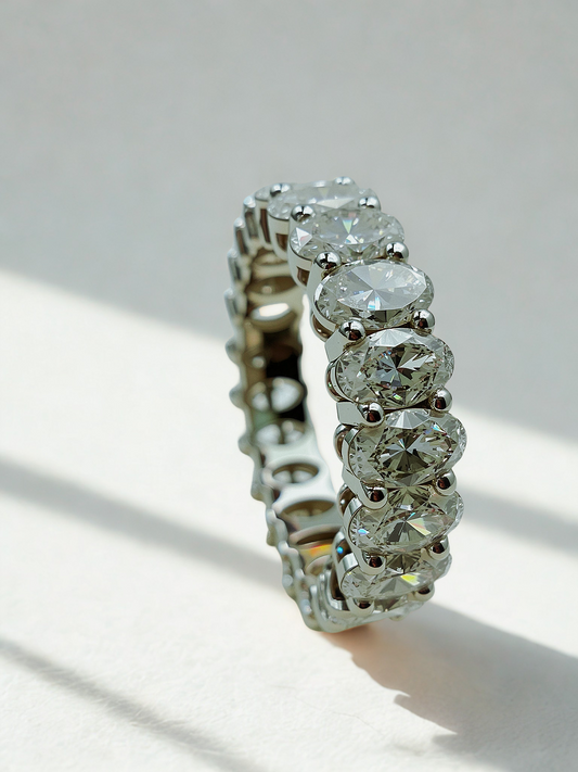 “Light Whisper” Diamonds Ring