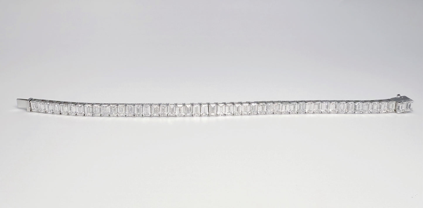 Emerald-Cut Diamonds Tennis Bracelet